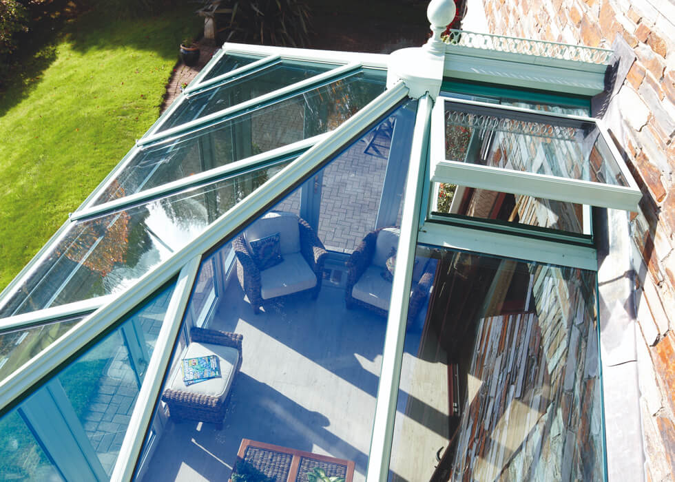 https://www.stedek.co.uk/wp-content/uploads/2018/06/Glass-conservatory-roof-chartwell-green.jpg